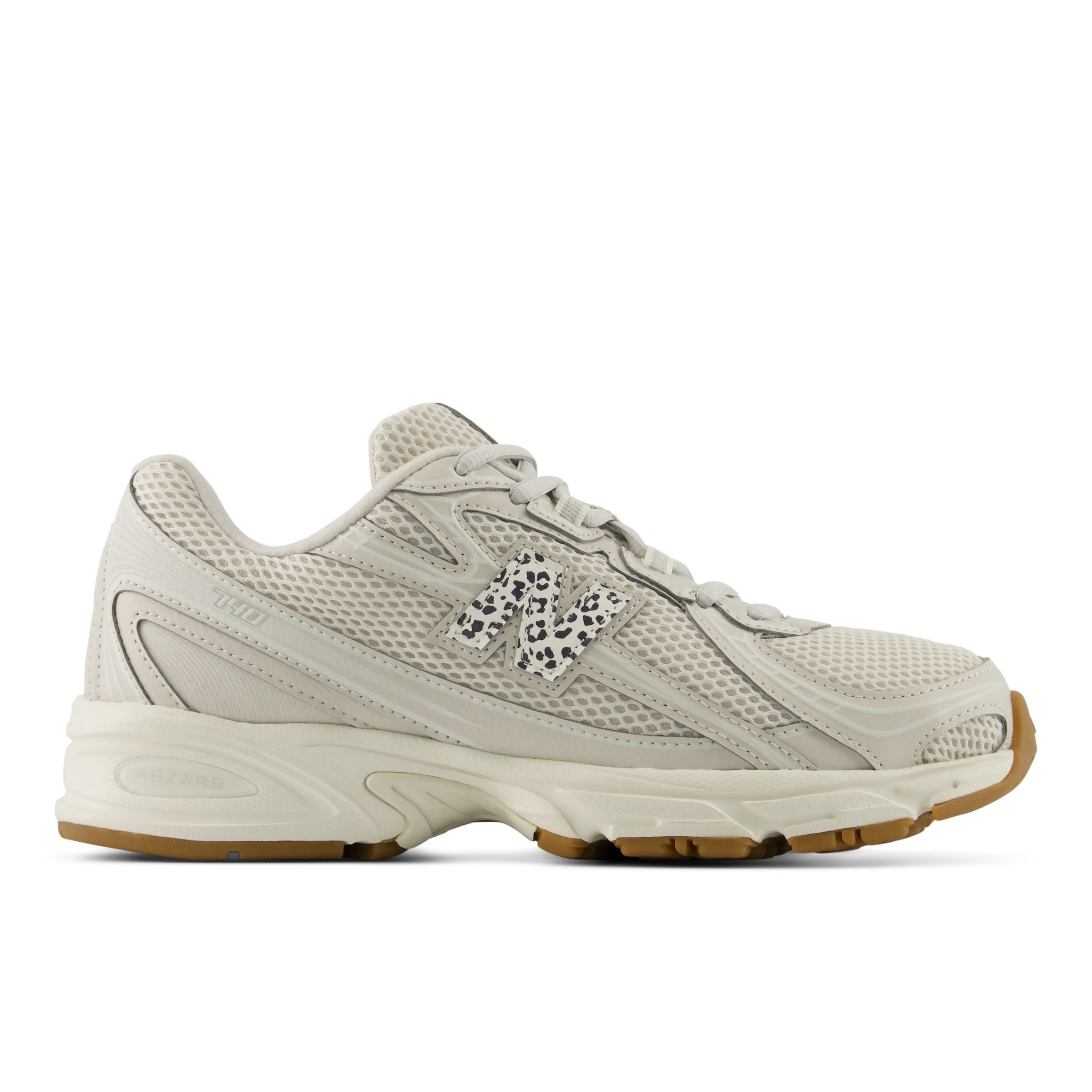 new balance 'Sneaker 740'. in Grau