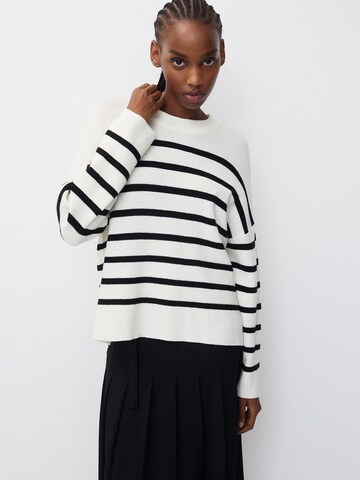 Pullover di Pull&Bear in bianco: frontale