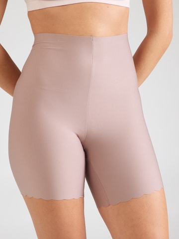 Pantalon modelant Skiny en rose : devant