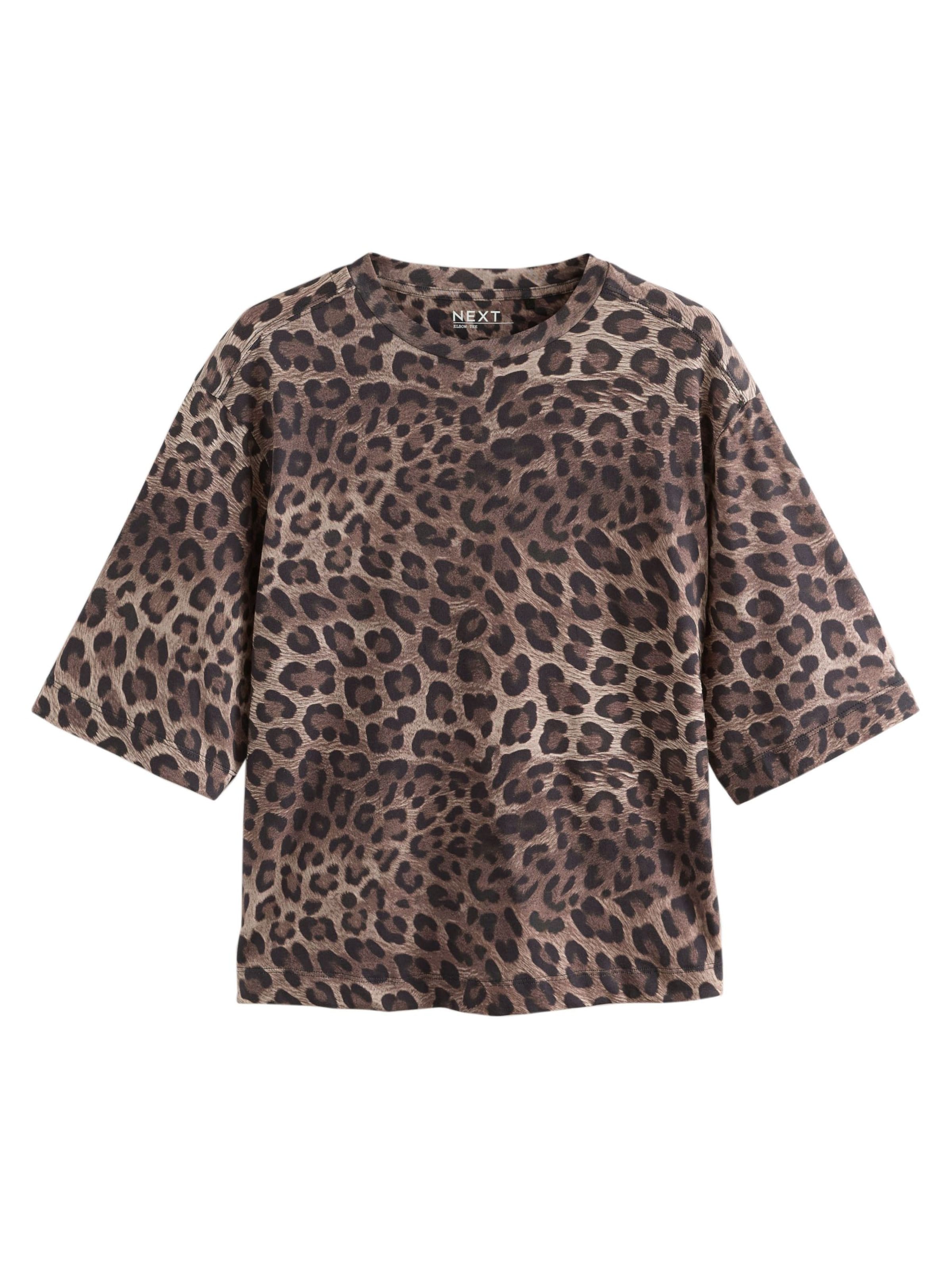 Tricou de la Next pe maro: față