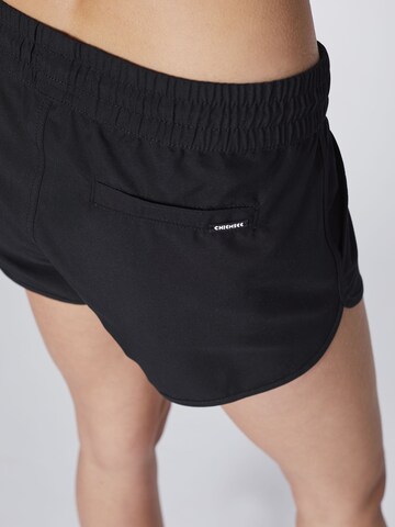 CHIEMSEE Regular Badeshorts in Schwarz