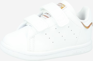 ADIDAS ORIGINALS - Sapatilhas 'Stan Smith' em branco: frente