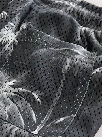 Next Regular Hose in Schwarz