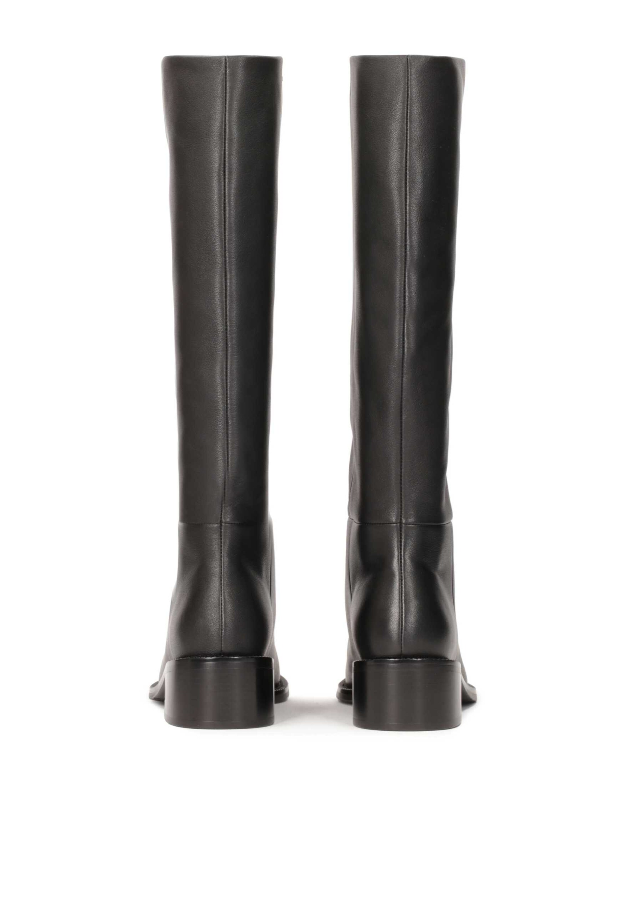 Kazar - Bota em preto