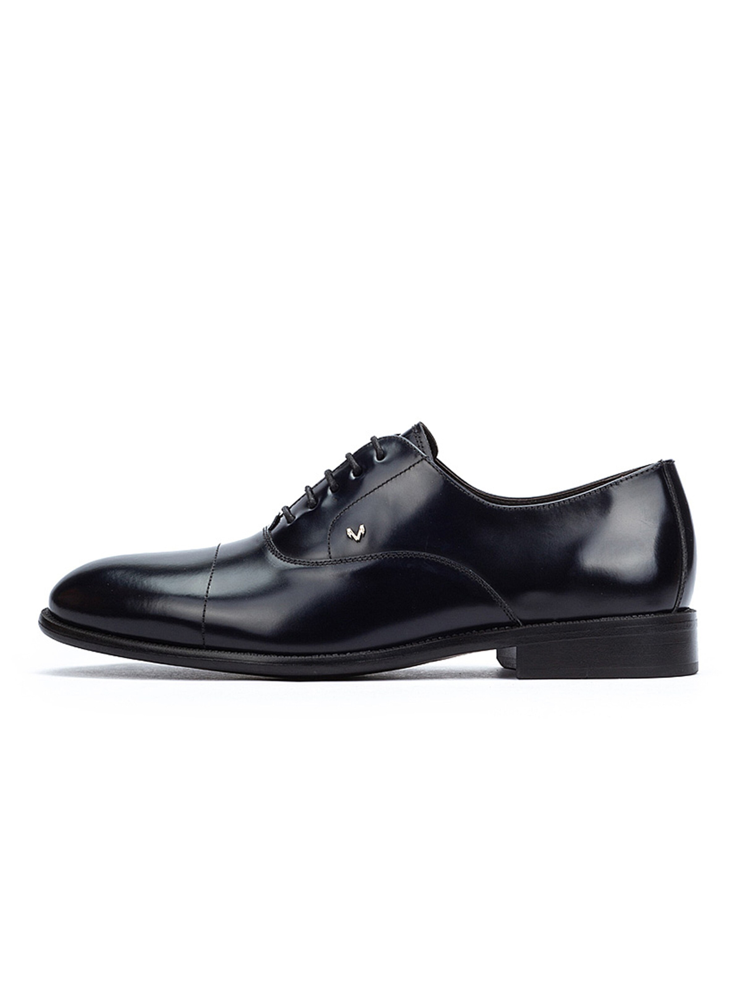 Martinelli Lace-up shoe 'Arlington' in Black: front