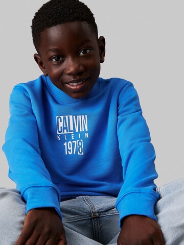 Calvin Klein Jeans Sweatshirt in Blauw