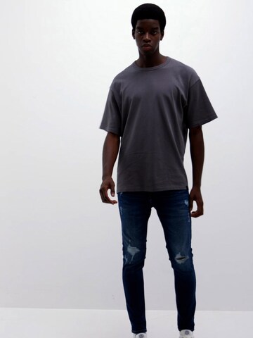 Pull&Bear Slimfit Jeans in Blau
