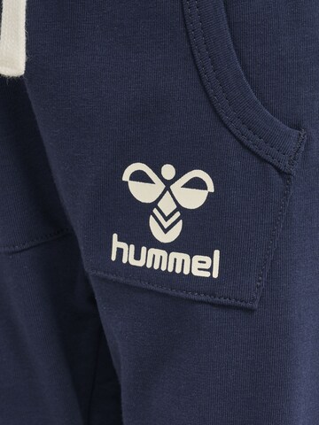 Hummel Tapered Pants in Blue