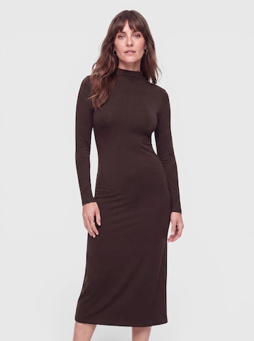 everly® - Vestido em castanho: frente