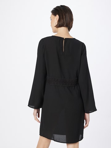 Robe 'Ragna' ABOUT YOU en noir