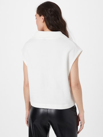Sweat-shirt 'Embla' Gina Tricot en blanc