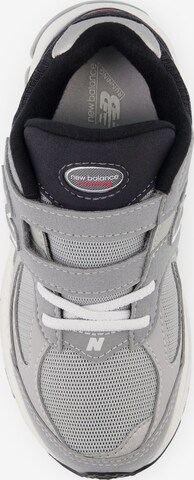 Baskets '2002' new balance en gris