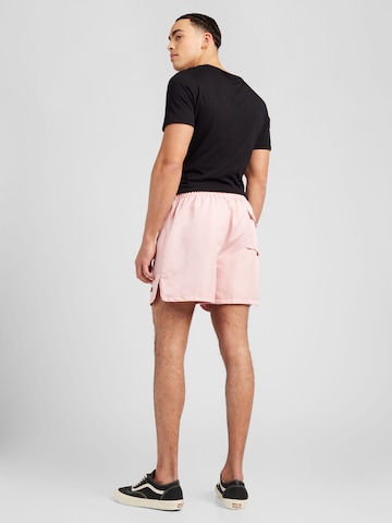 ELLESSE - Bermudas 'Eames' en rosa