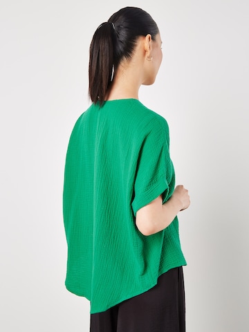 Chemisier Apricot en vert