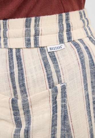 MUSTANG Loosefit Hose 'Lacey' in Beige