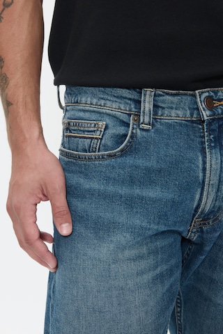 Matinique Regular Jeans in Blau