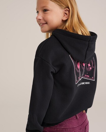 WE Fashion Sweatshirt in Schwarz: Vorderseite
