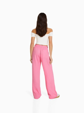 Wide leg Pantaloni de la Bershka pe roz