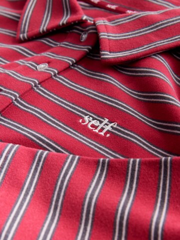 T-shirt self. en rouge