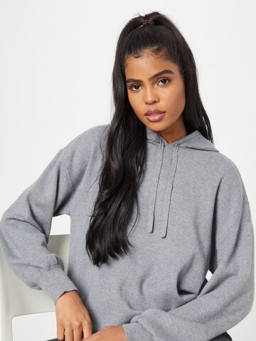 pilka VERO MODA Megztinis 'Nancy'