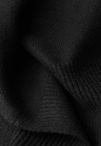 STREET ONE Scarf in Black