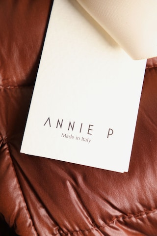 Annie P Jacket & Coat in M in Brown