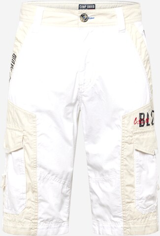 CAMP DAVID Regular Cargo Pants in White: front