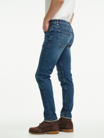 WEM Fashion Tapered Jeans 'Oscar' in Blau