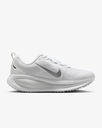 NIKE Running Shoes 'Vomero 18' in White