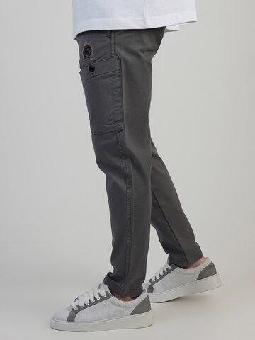 SikSilk Tapered Cargobroek in Grijs