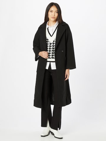 Manteau mi-saison 'JANNET' ICHI en noir