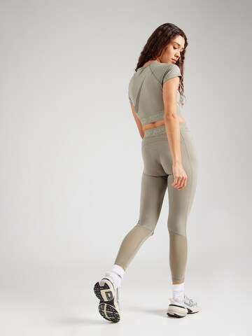 NIKE Skinny Παντελόνι φόρμας σε πράσινο
