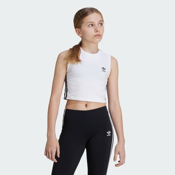 Top de la ADIDAS ORIGINALS pe alb: față