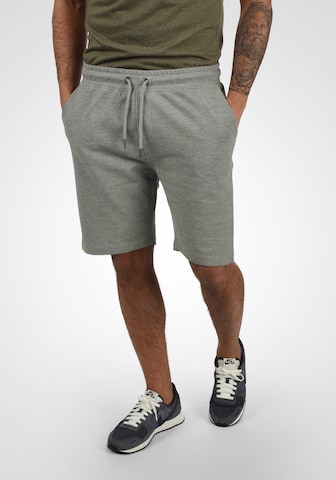 BLEND Regular Sweatshorts 'Svenni' in Grau: predná strana