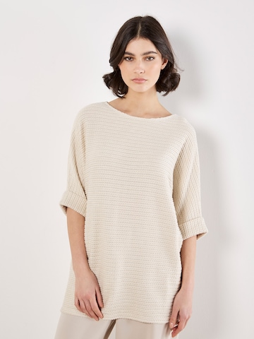 Apricot Textured Cable Knit Batwing Oversized Top ' ' in Beige: Vorderseite