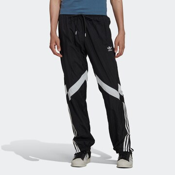 Regular Pantaloni 'Rekive' de la ADIDAS ORIGINALS pe negru: față