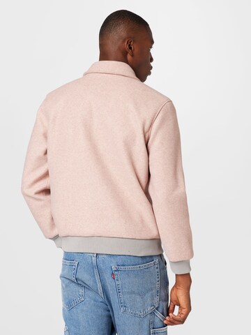 BURTON MENSWEAR LONDON Prehodna jakna | roza barva