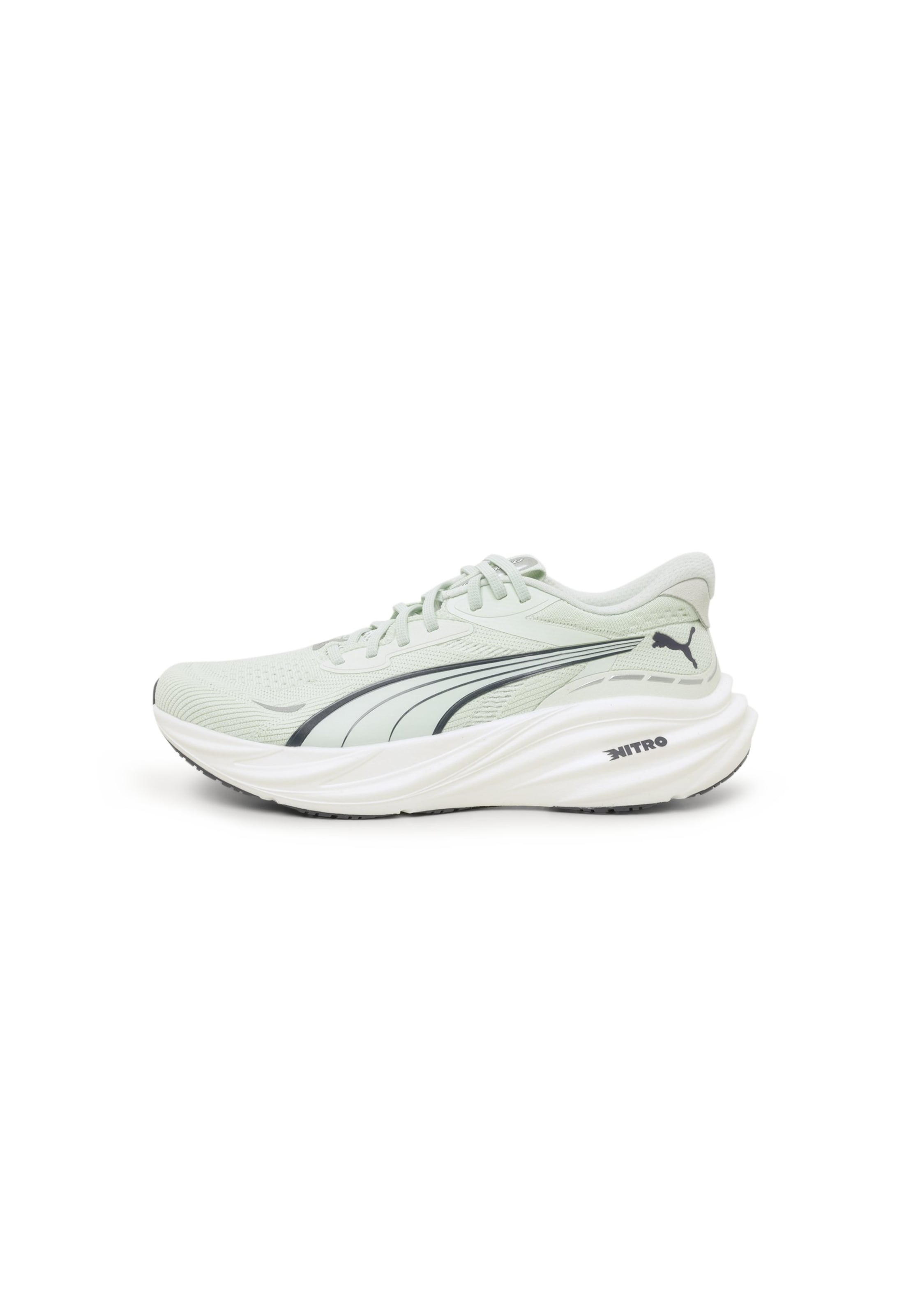 PUMA Обувь для бега 'Magnify Nitro 3' в Белый: спереди