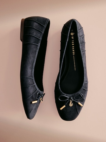 B by Ted Baker Ballerina in Blauw