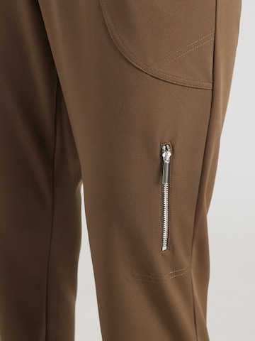 Tapered Pantaloni di monari in verde