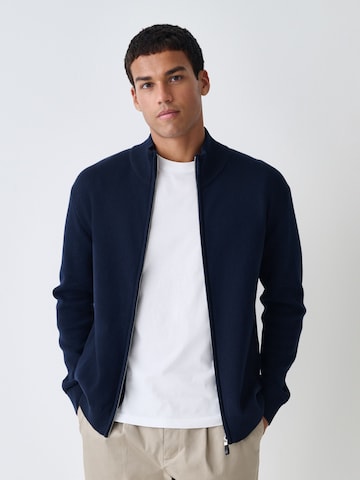 Next Strickjacke in Blau: Vorderseite