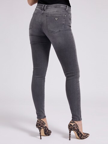 GUESSSkinny Traperice 'Annette' - siva boja