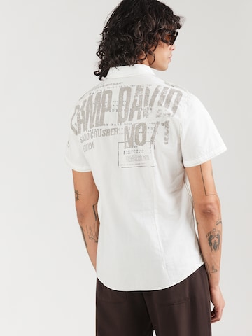 Regular fit Camicia di CAMP DAVID in beige: frontale