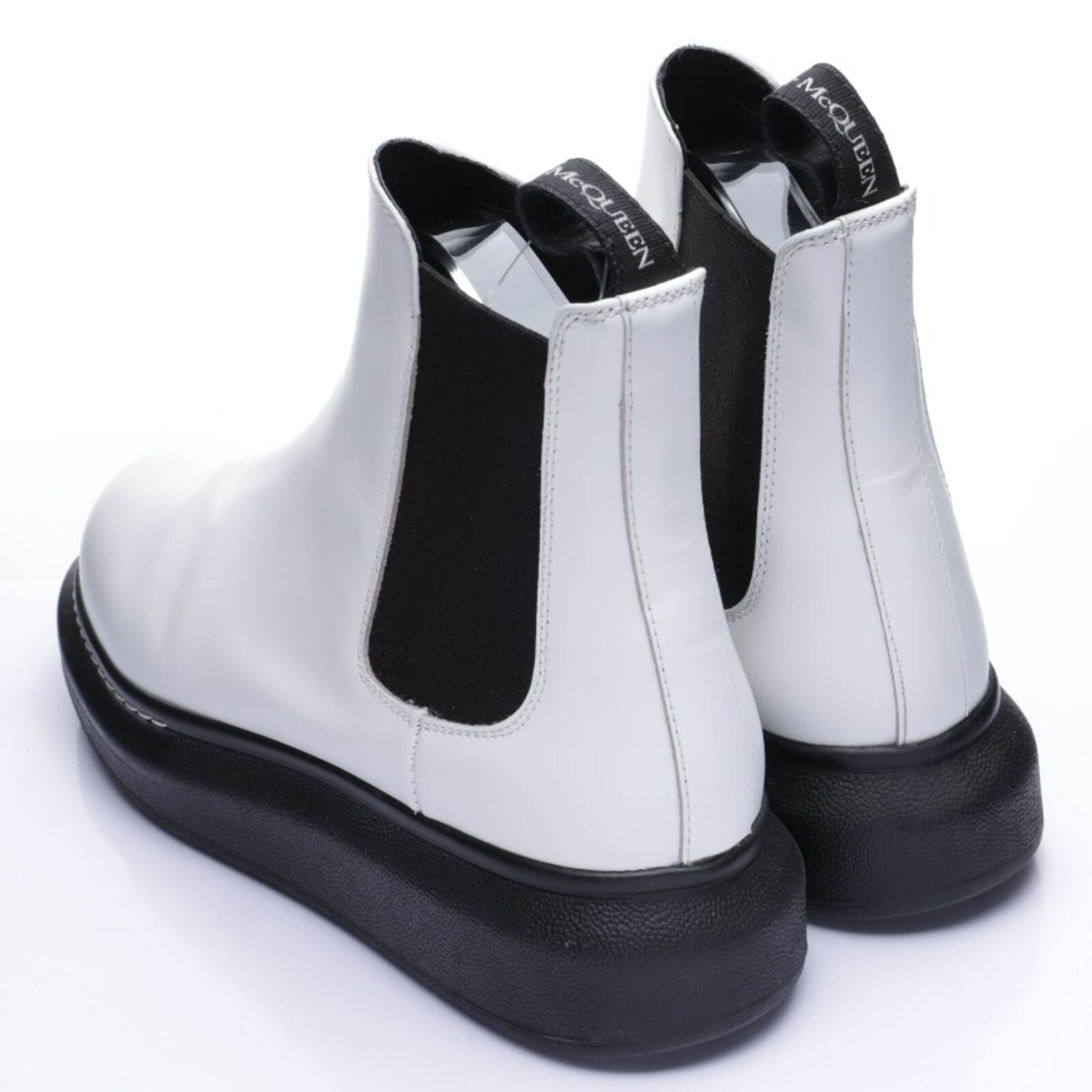 Alexander McQueen Dress Boots in 39 in White