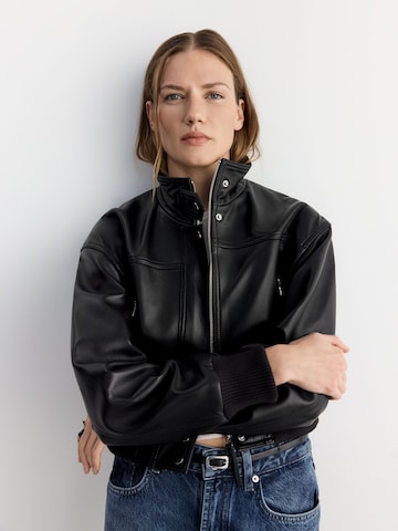 Veste mi-saison Bhoem en noir : devant