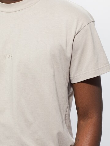 Young Poets T-shirt 'Daylen' i beige