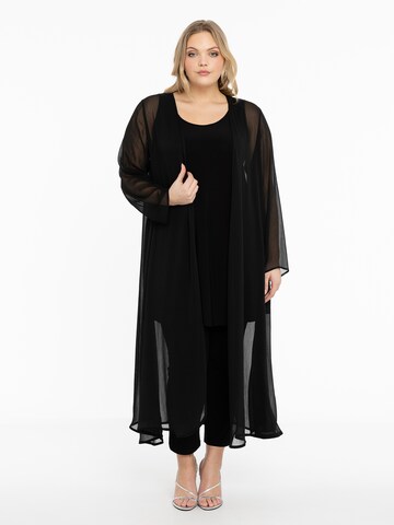 Yoek Knit Cardigan in Black