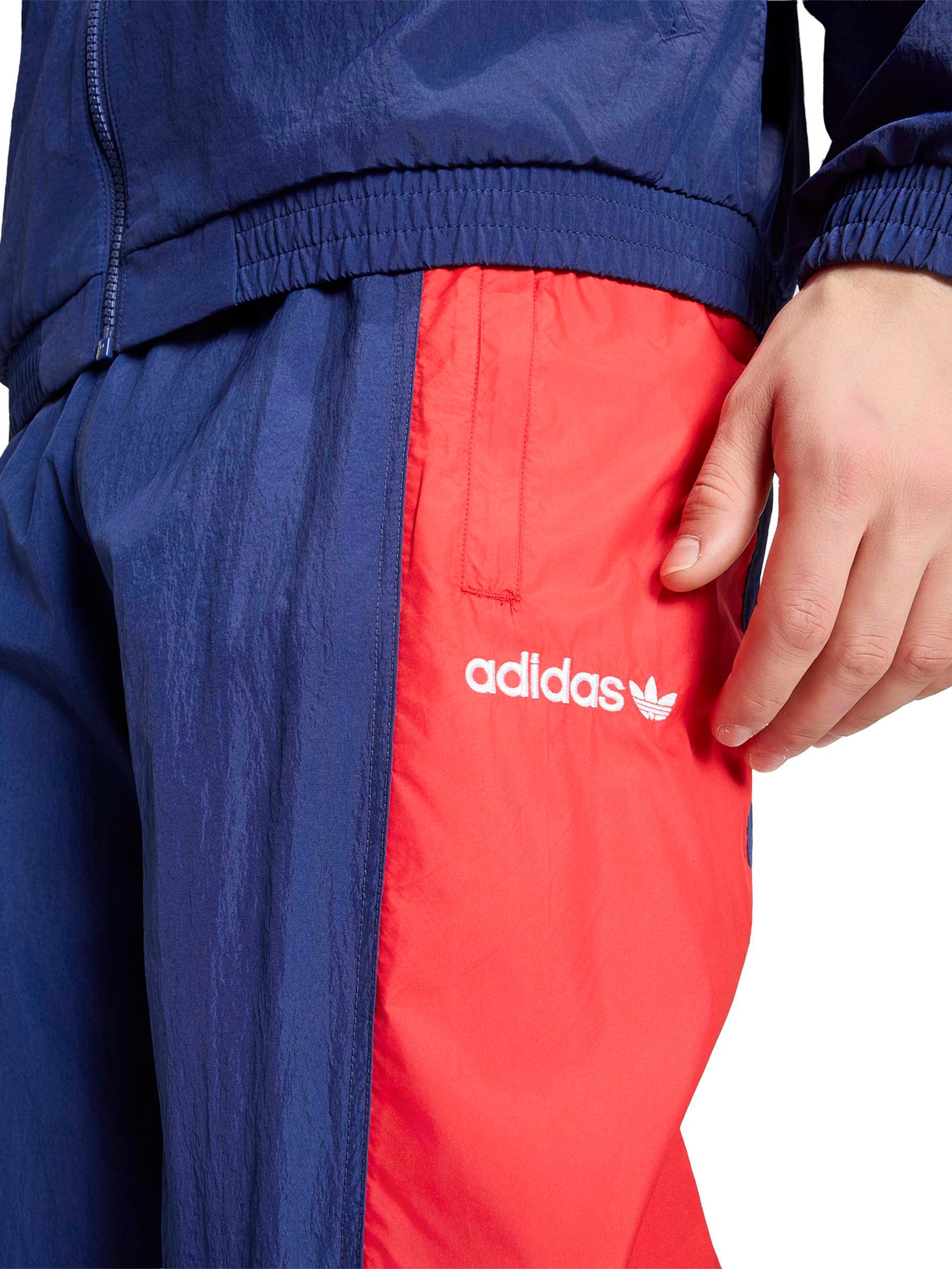 ADIDAS PERFORMANCE Tapered Παντελόνι φόρμας 'FEF EQT' σε μπλε