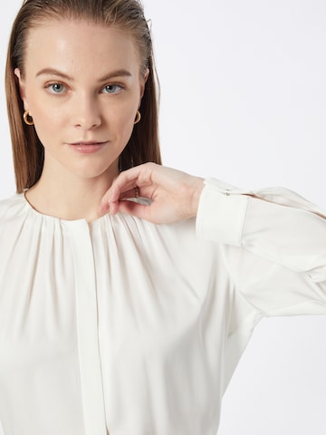 Camicia da donna 'Banorah' di BOSS in bianco