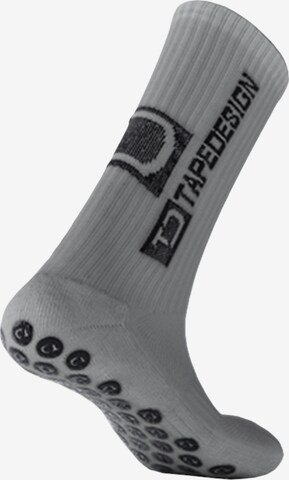 Tapedesign Athletic Socks in Grey: front